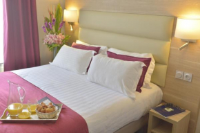 Гостиница Unic Renoir Saint Germain  Париж